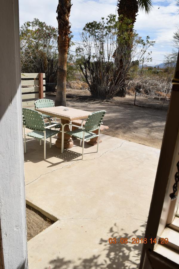 Stanlunds Inn And Suites Borrego Springs Exterior photo
